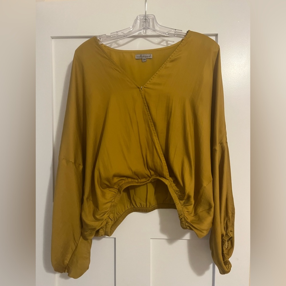 Wishlist Apparel mustard top. Size S/M. Worn once.